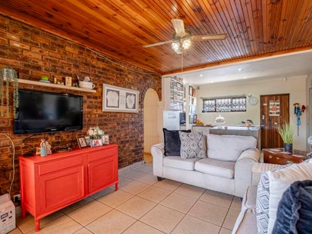 House for sale in Nelson Mandela Bay Ward 18, Nelson Mandela Bay Metropolitan Municipality