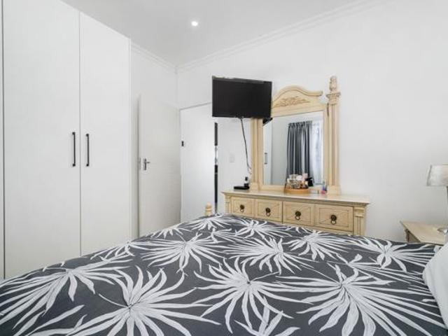 House for sale in Port Elizabeth, Eastern Cape