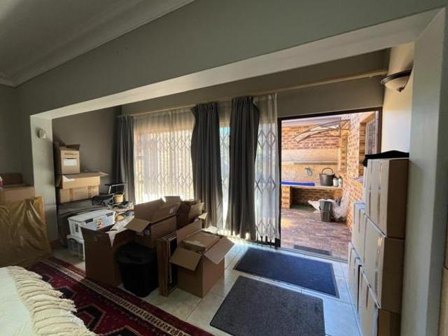 House for sale in Kimberley, Frances Baard District Municipality