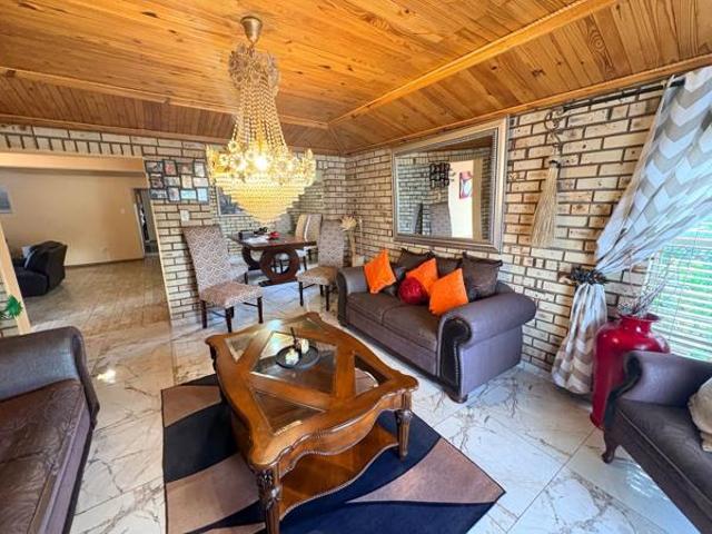 House for sale in Frances Baard, Northern Cape