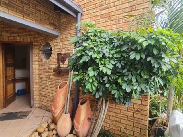 House for sale in Tlhabane, North West