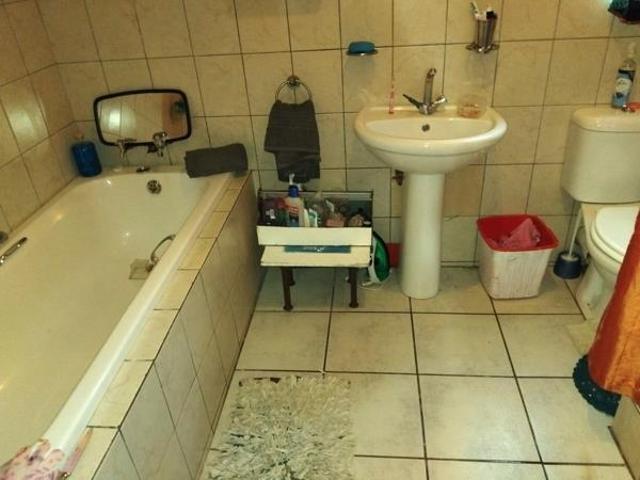 House for sale in Rustenburg Local Municipality, Bojanala Platinum District Municipality