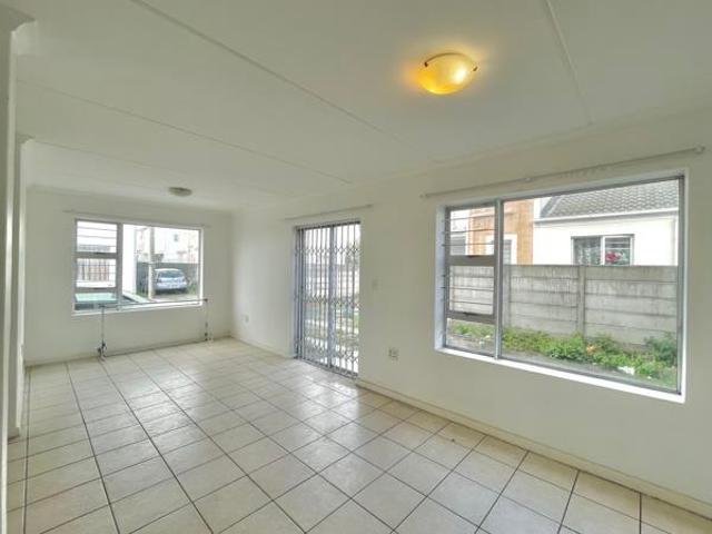 House for sale in Cape Town, Western Cape