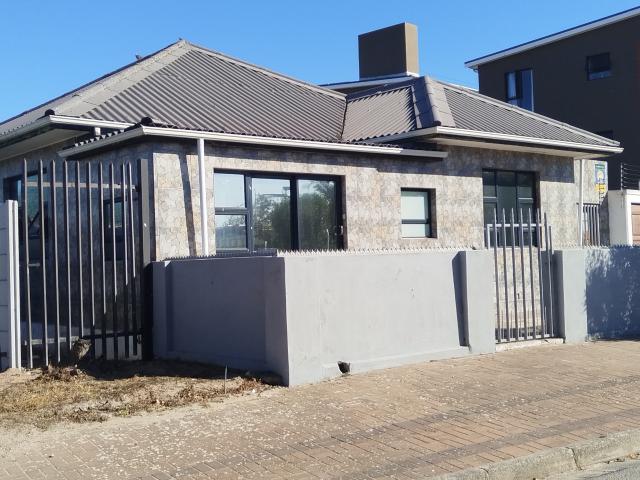 House for sale in West Coast, Britannia Bay