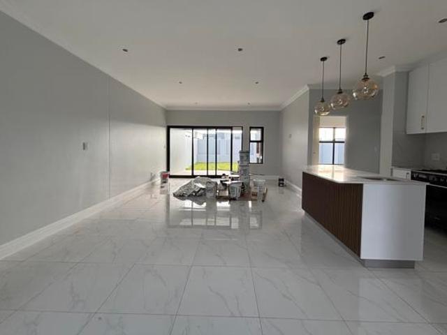 House for sale in Cape Town, Western Cape