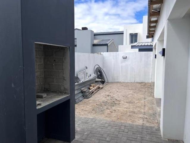 House for sale in Cape Town, Western Cape
