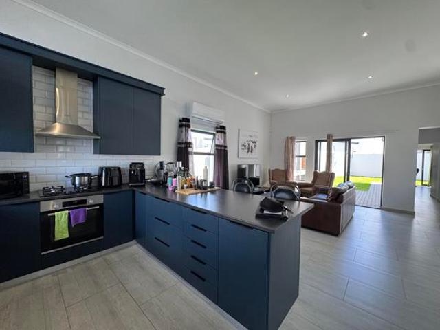 House for sale in Cape Town, Western Cape