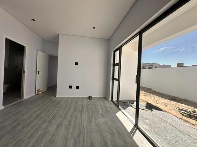 House for sale in Cape Town, Western Cape