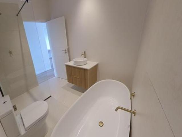 House for sale in Cape Town, Western Cape