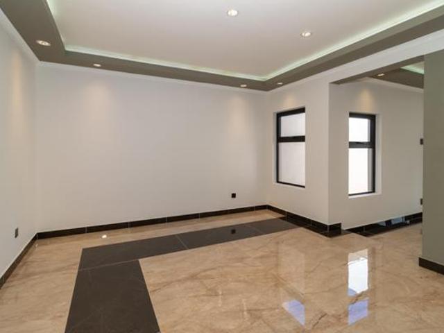 House for sale in Cape Town, Western Cape