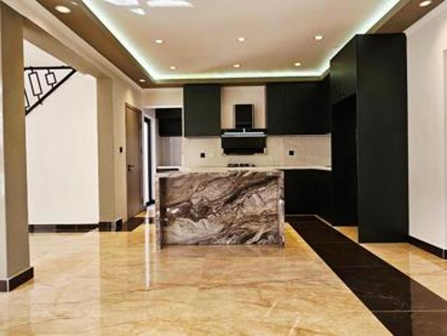 House for sale in Cape Town, Western Cape