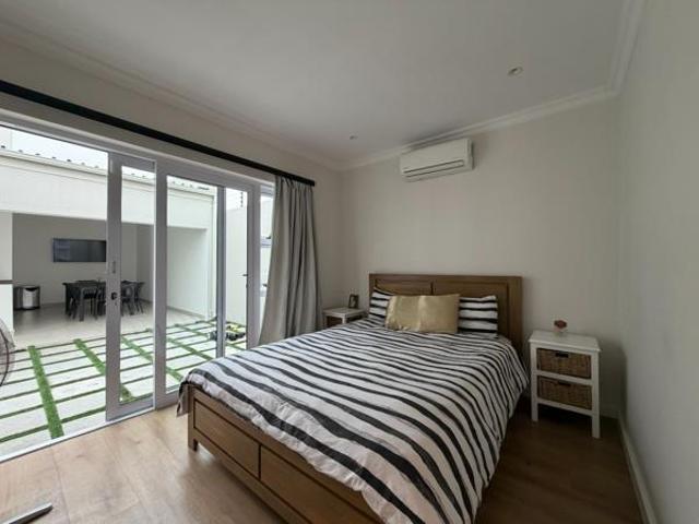 House for sale in Cape Town, Western Cape