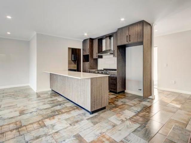 House for sale in Cape Town, Western Cape