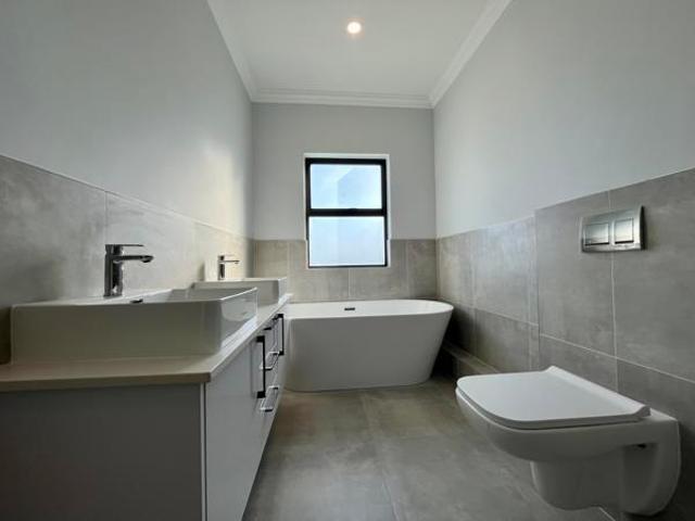 House for sale in Cape Town, Western Cape