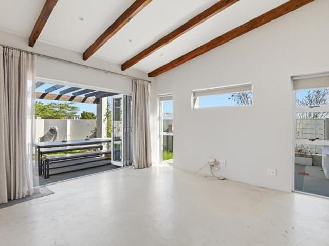 House for sale in Cape Town, Western Cape