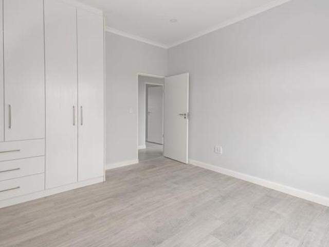 House for sale in Cape Town, Western Cape