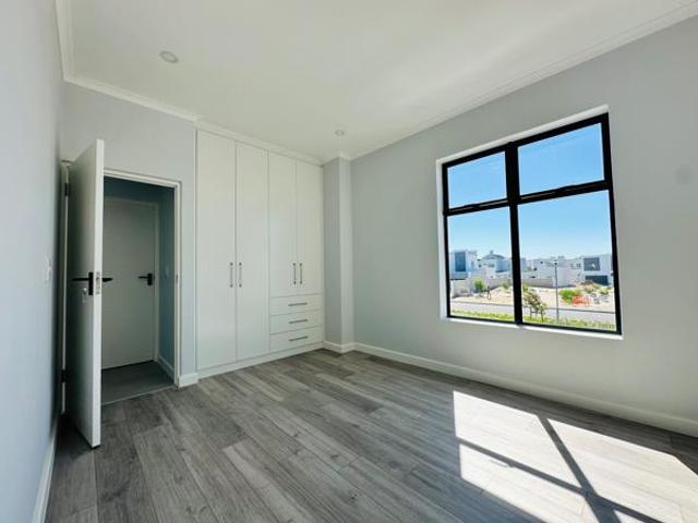 House for sale in Cape Town, Western Cape