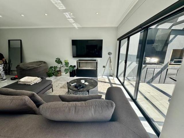 House for sale in Cape Town, Western Cape