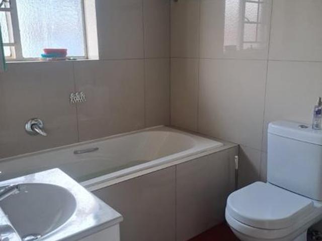 House for rent in Vosloorus, Gauteng