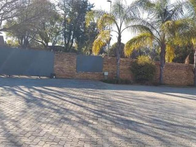 House for rent in Vosloorus, Gauteng