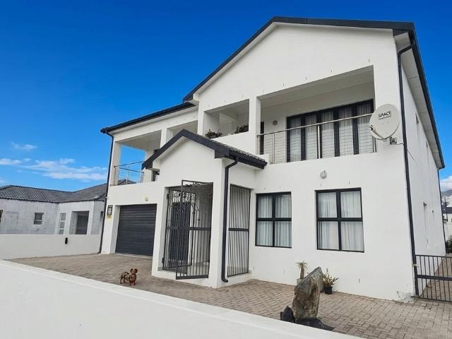 House for sale in West Coast, Britannia Bay