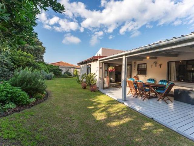 House for sale in Cape St Francis, Eastern Cape
