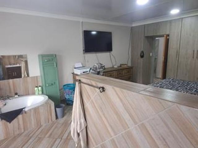 House for sale in Oranjeville, Free State