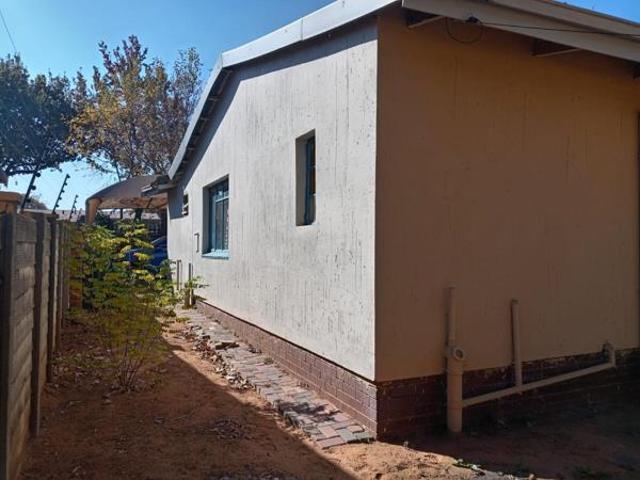 House for sale in Oranjeville, Free State