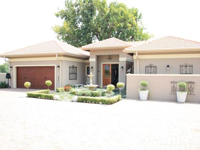 House for sale in Oranjeville, Free State