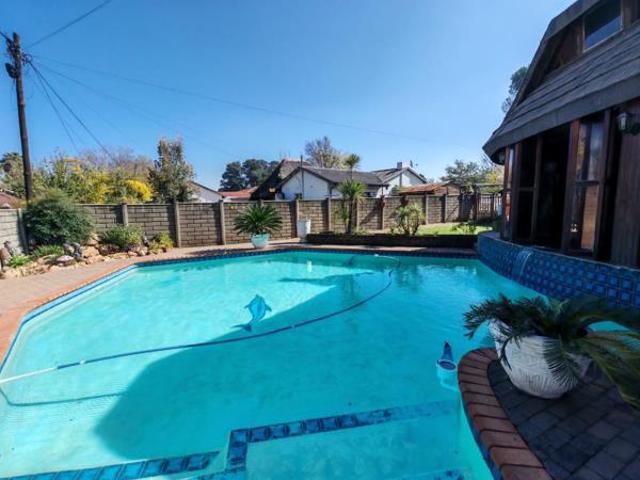 House for sale in Sasolburg, Metsimaholo Local Municipality
