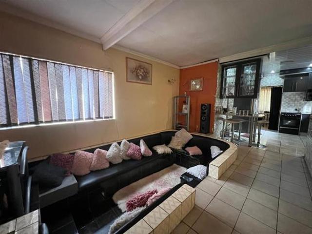 House for sale in Oranjeville, Free State