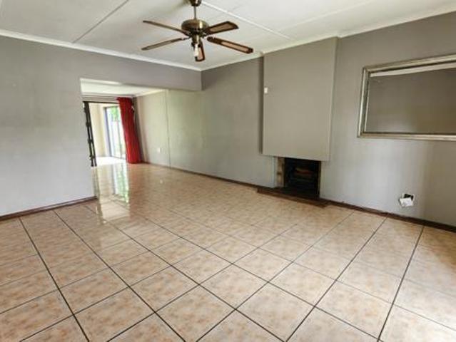 House for sale in Sasolburg, Metsimaholo Local Municipality