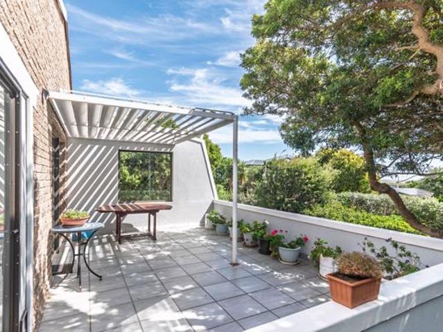 House for sale in Cape Town, Western Cape