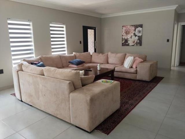 House for rent in North West