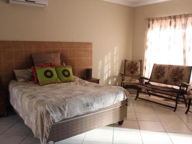 House for rent in North West