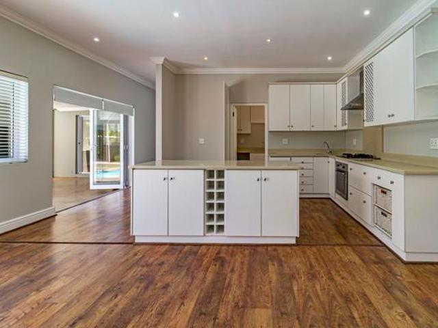 House for sale in Cape Town, Western Cape