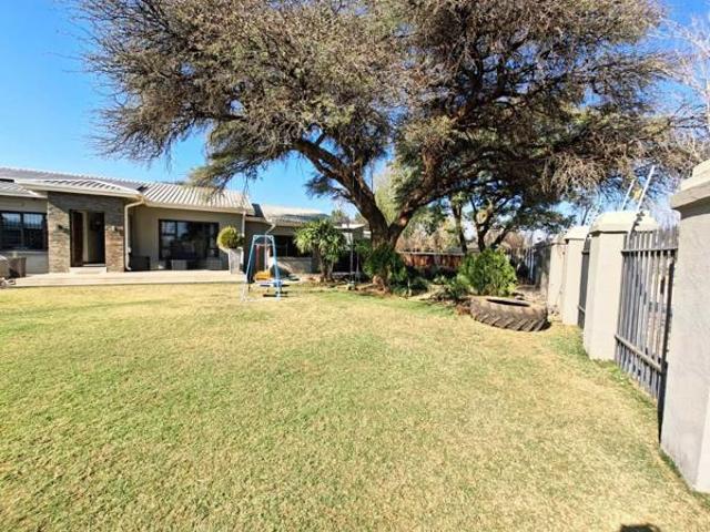 House for sale in Dr Ruth Segomotsi Mompati District Municipality, North West