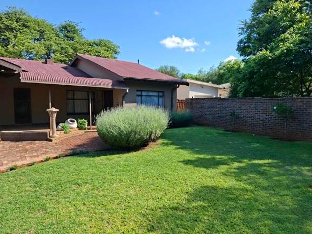 House for sale in Schweizer-Reneke, Mamusa Local Municipality