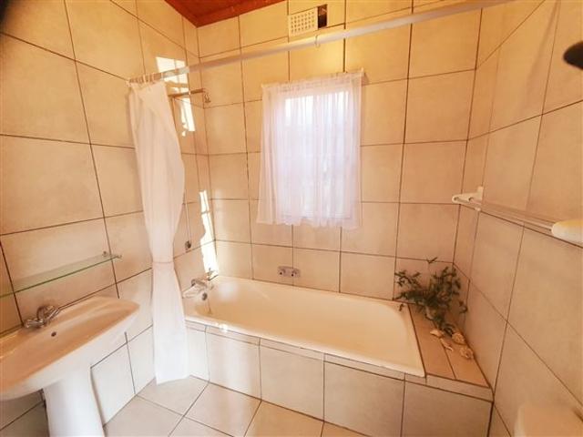 House for sale in Ugu District Municipality, Kwazulu-natal