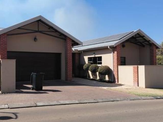 House for sale in North West