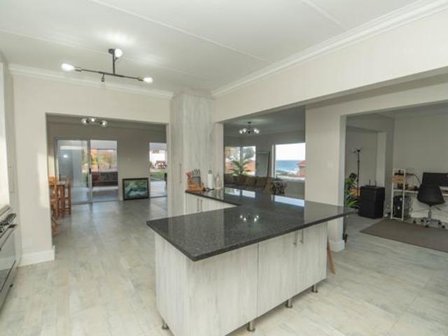 House for sale in Nelson Mandela Bay Ward 18, Nelson Mandela Bay Metropolitan Municipality