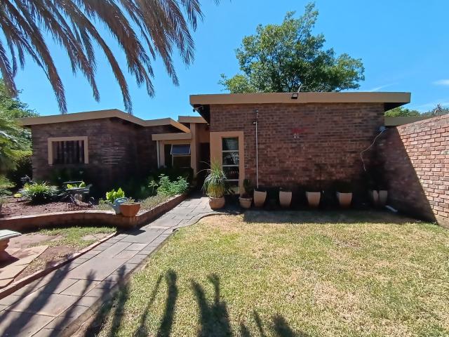 House for sale in Secunda, Govan Mbeki
