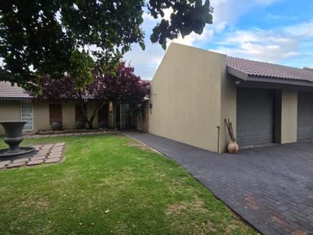 House for sale in Secunda, Govan Mbeki