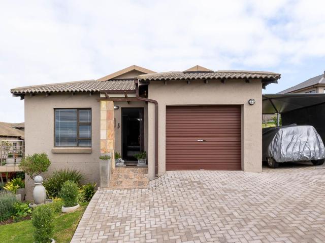 House for sale in Groot Brak Rivier, Western Cape