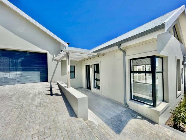 House for sale in Groot Brak Rivier, Western Cape