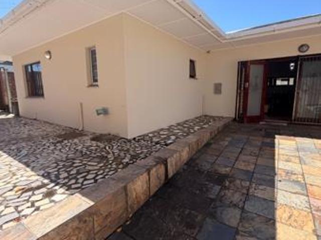 House for rent in Quigney, East London