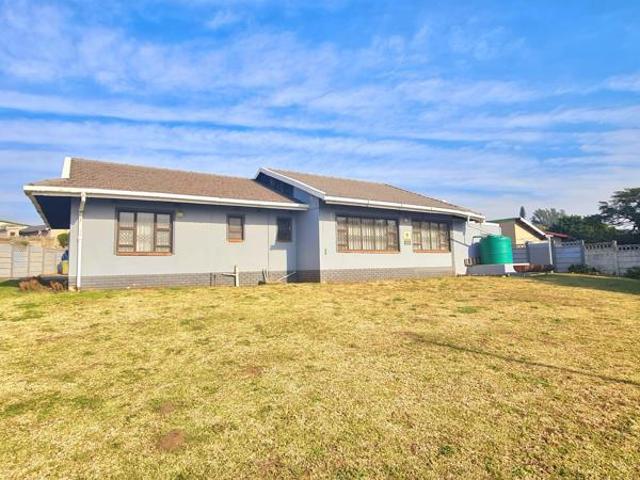 House for sale in Ugu District Municipality, Kwazulu-natal