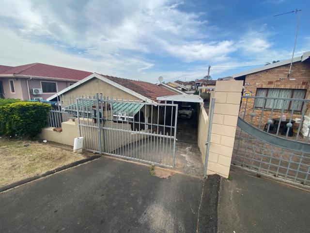 House for sale in Queensburgh, Kwazulu-natal