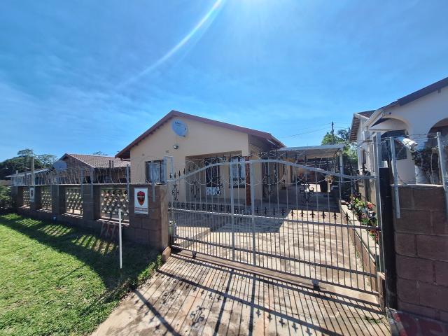 House for sale in Queensburgh, Kwazulu-natal