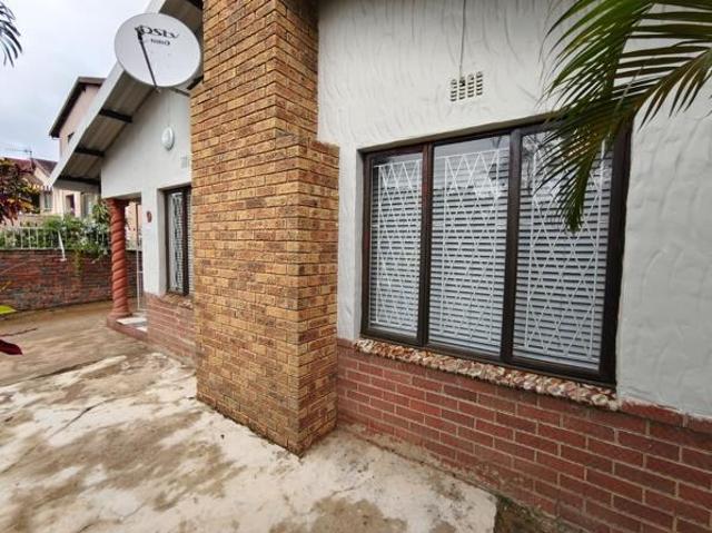 House for rent in Chatsworth, Kwazulu-natal